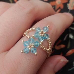 Beaded flower ring